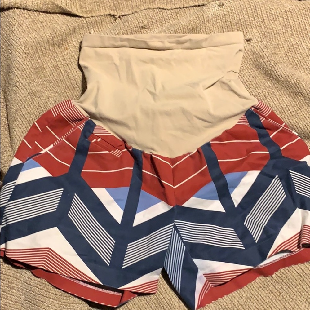 Pea in the Pod Maternity Shorts